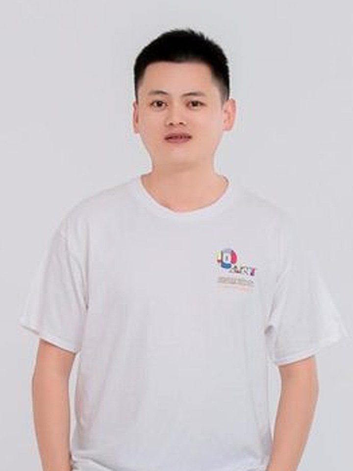 启迪艺术教师 陈少炜